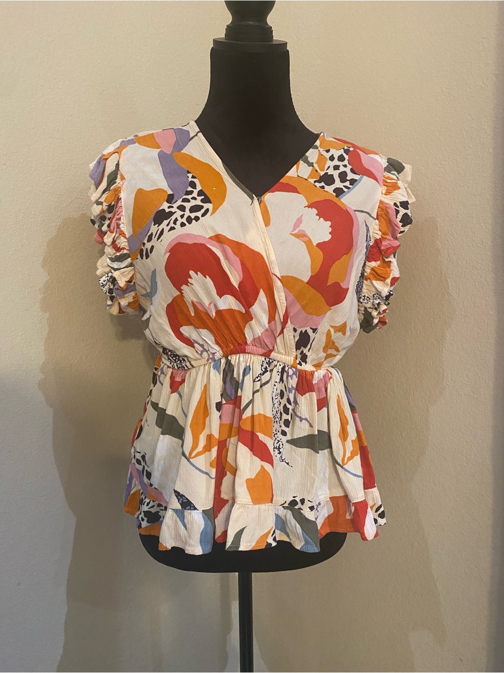 Abstract Floral V-Neck Peplum Blouse - White Multi